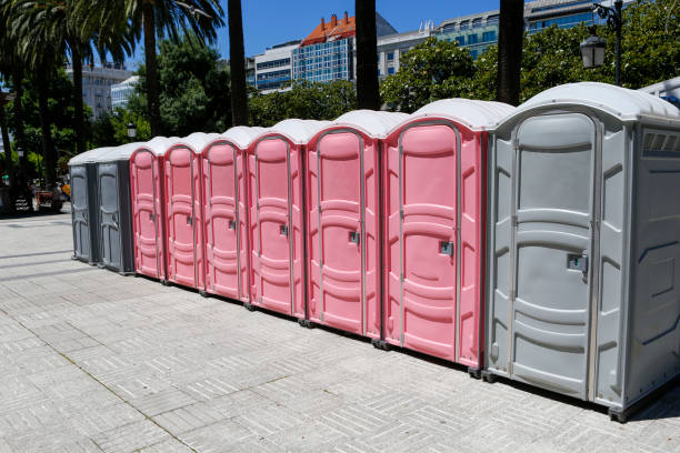 Best VIP or Luxury Restroom Trailers  in Bakerstown, PA